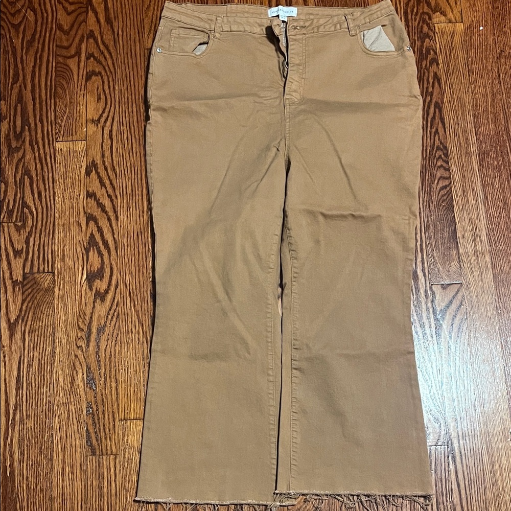 Women’s  plus size tan jeans